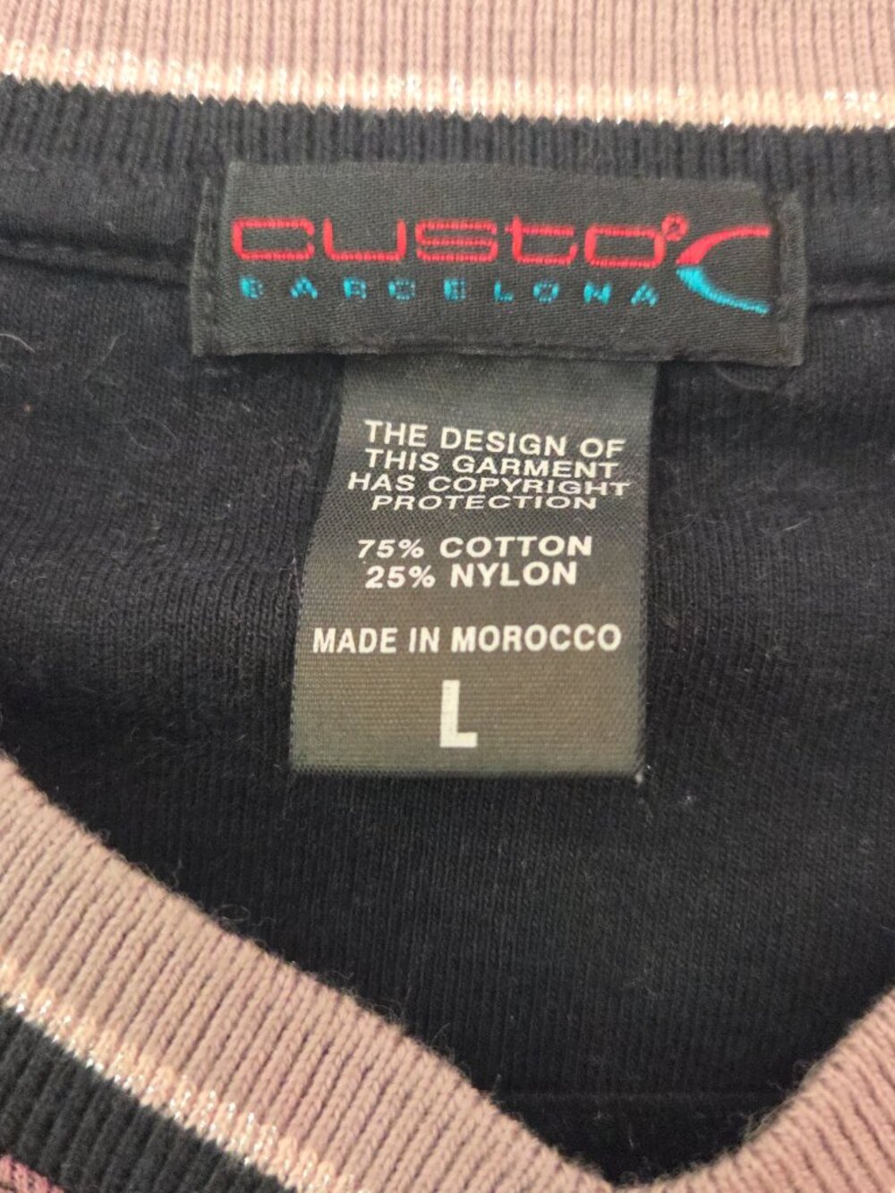 Early 2000s Custo Barcelona Size large top - Picture 3 of 7